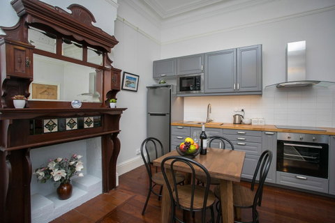 Danum House - Tourism Gold Coast 2
