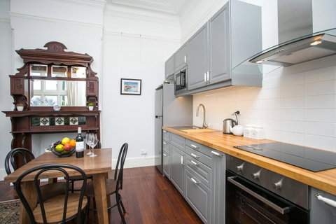 Danum House - Tourism Gold Coast 1