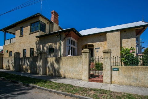 Danum House - Tourism Gold Coast 22