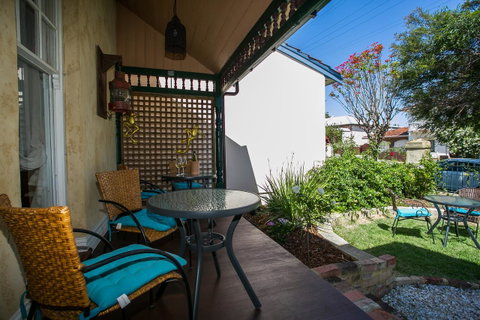 Danum House - Tourism Gold Coast 20