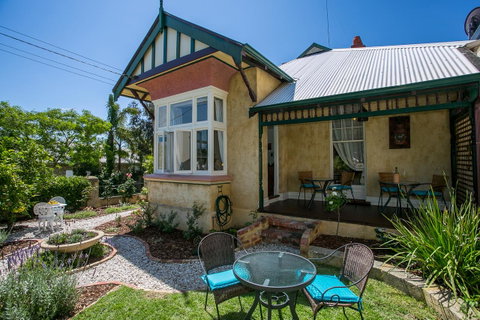 Danum House - Tourism Gold Coast 15