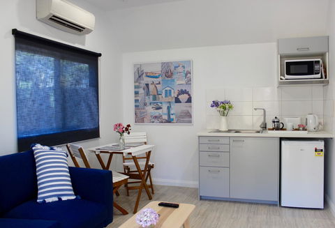 The Boulevard Garden Studio - Tourism Gold Coast 3