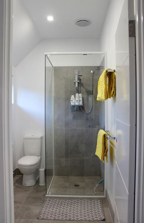 The Boulevard Garden Studio - Tourism Gold Coast 6