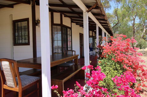 Daisy Cottage - Tourism Gold Coast 0