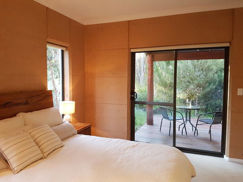 Jarrah Grove Forest Retreat - Tourism Gold Coast 4