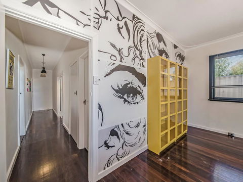 Panoramique Holiday Home With A View - Tourism Gold Coast 7