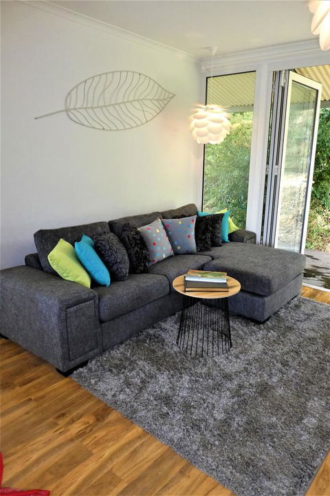 Treetops Cottage - Tourism Gold Coast 17