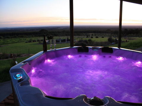 Tanen Farm - Tourism Gold Coast 0