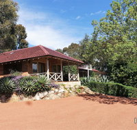 Eleebana Guest House - Gold Coast