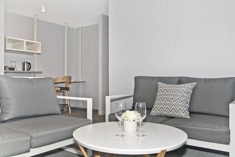 Atrium Hotel Mandurah - Gold Coast 22