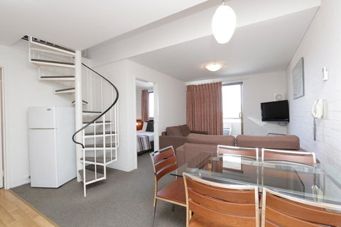 Atrium Hotel Mandurah - Gold Coast 21