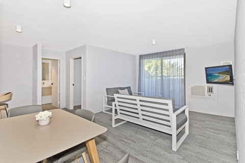 Atrium Hotel Mandurah - Gold Coast 25