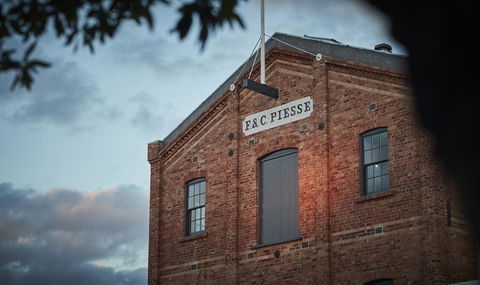 The Premier Mill Hotel - Tourism Gold Coast 12