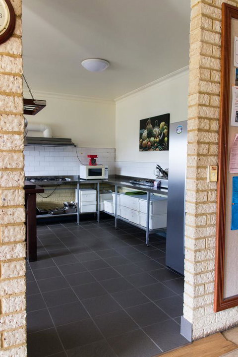 Baywatch Retreat Augusta - Tourism Gold Coast 19