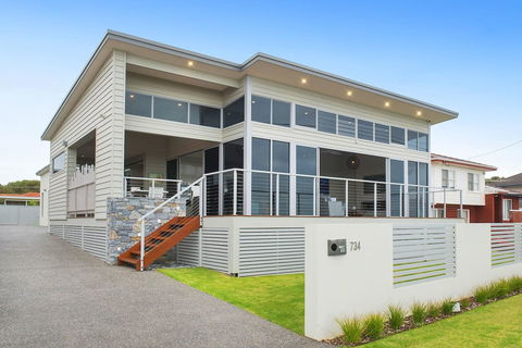 Busselton Beachside - A Slice Of Heaven - Tourism Gold Coast 0