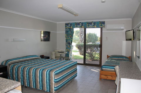 Ningaloo Coral Bay â€“ Bayview - Tourism Gold Coast 8