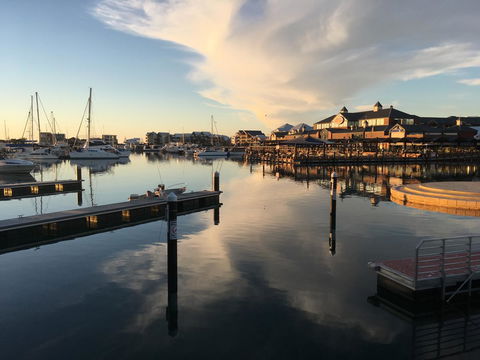 Mandurah Ocean Marina Chalets - Tourism Gold Coast 2