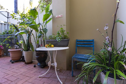 Como Executive Apartment - Tourism Gold Coast 11