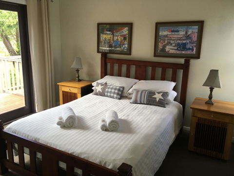 Rowley House - Tourism Gold Coast 19