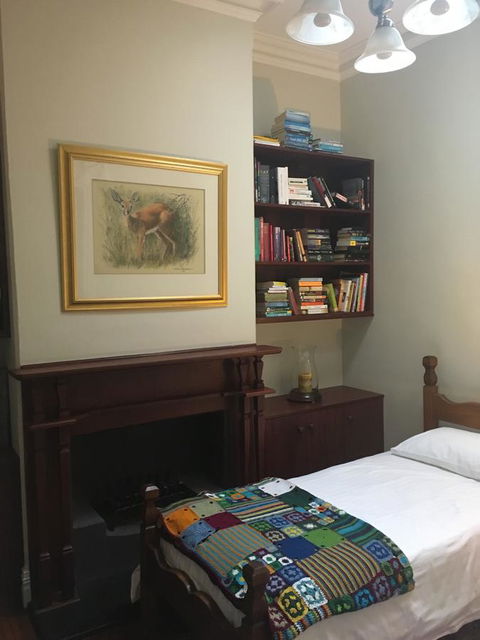 Rowley House - Tourism Gold Coast 10