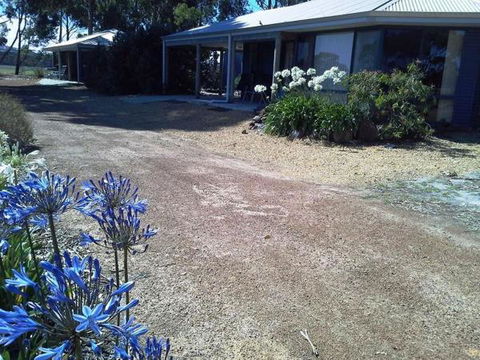 Cosy Corner Chalets - Tourism Gold Coast 3