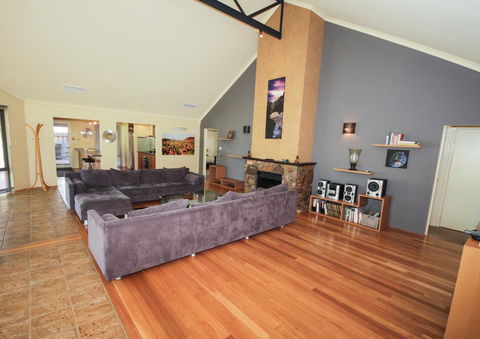 Serendipity - In Town - Margaret River - Tourism Gold Coast 3