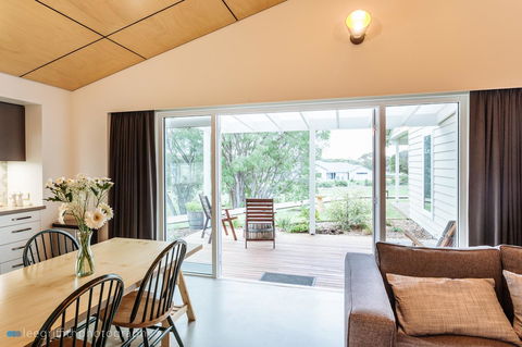 Stablebase - Tourism Gold Coast 10