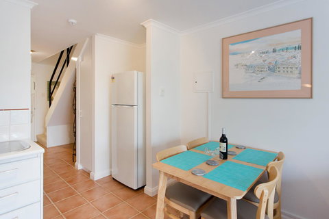 Life's A Beach! Fremantle - Gold Coast 11