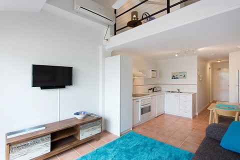 Life's A Beach! Fremantle - Gold Coast 2