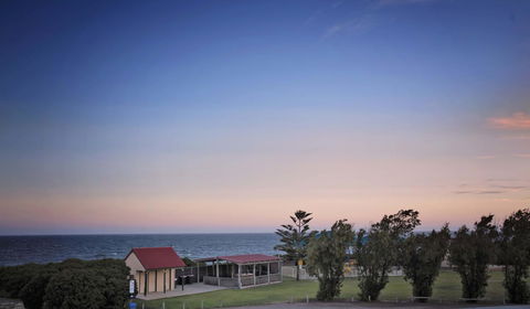 Hopetoun Motel & Chalet Village - Tourism Gold Coast 34