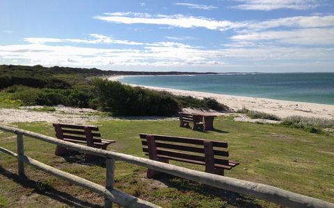 Hopetoun Motel & Chalet Village - Tourism Gold Coast 3