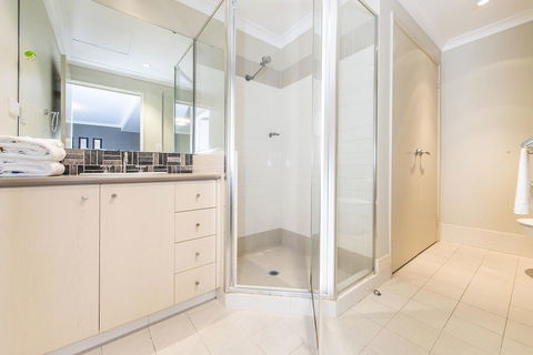 Subiaco Emporium Apartment - Tourism Gold Coast 12