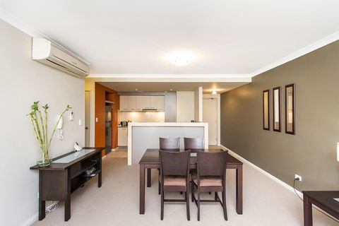 Subiaco Emporium Apartment - Tourism Gold Coast 17