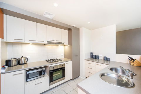 Subiaco Emporium Apartment - Tourism Gold Coast 19