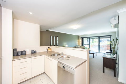 Subiaco Emporium Apartment - Tourism Gold Coast 14