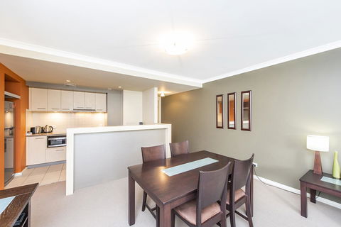 Subiaco Emporium Apartment - Tourism Gold Coast 11