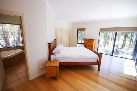 Kanga View - Margaret River - Tourism Gold Coast 5