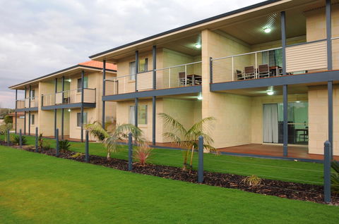 Pinnacles Edge Resort - Tourism Gold Coast 22