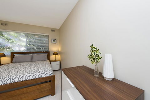 Townshend Rd - Tourism Gold Coast 23