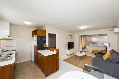 Townshend Rd - Tourism Gold Coast 12