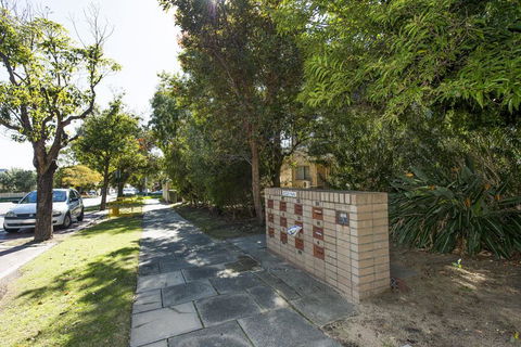 Townshend Rd - Tourism Gold Coast 34
