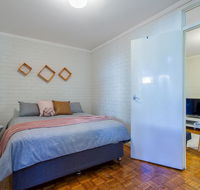 Fremantle Coastal Stay - 1 Bedroom Central Apartment - Tourism Gold Coast