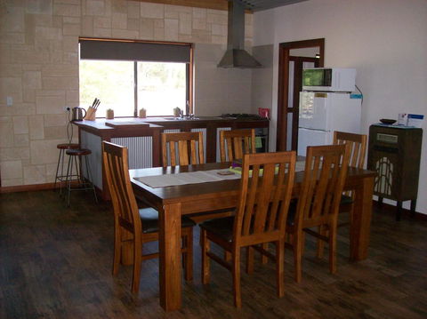 SilverSprings Spa Retreat Pet Friendly Cottages And Glampings - Tourism Gold Coast 8