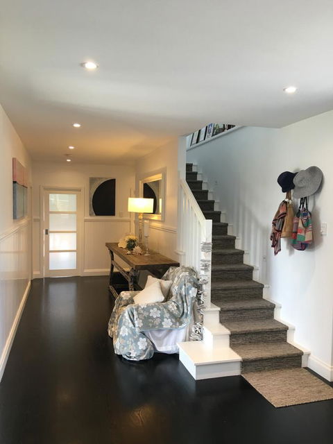 The White House At Wallcliffe Farms - Tourism Gold Coast 9