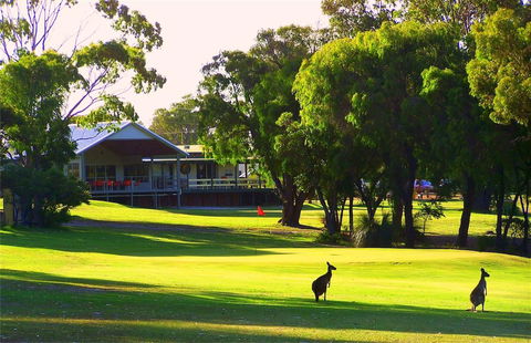 The White House At Wallcliffe Farms - Tourism Gold Coast 19