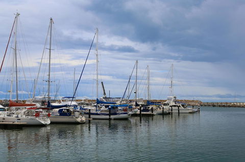 The Marina Hotel - Mindarie - Tourism Gold Coast 14