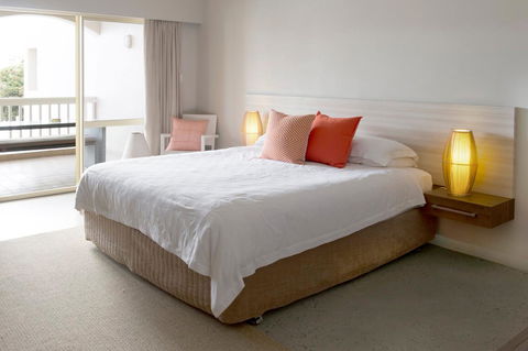 The Marina Hotel - Mindarie - Tourism Gold Coast 5