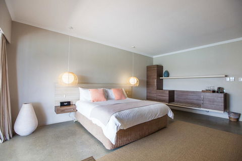 The Marina Hotel - Mindarie - Tourism Gold Coast 6