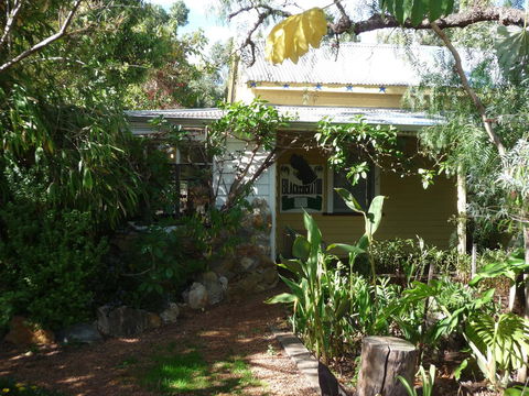 Black Cockatoo Lodge - Tourism Gold Coast 26