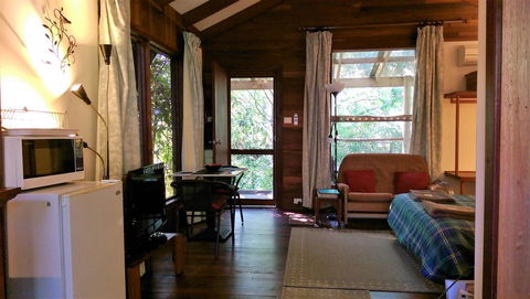 Black Cockatoo Lodge - Tourism Gold Coast 33